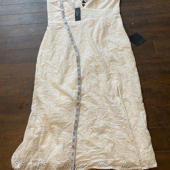 Lulus White eyelet midi dress - Picture 8 of 15